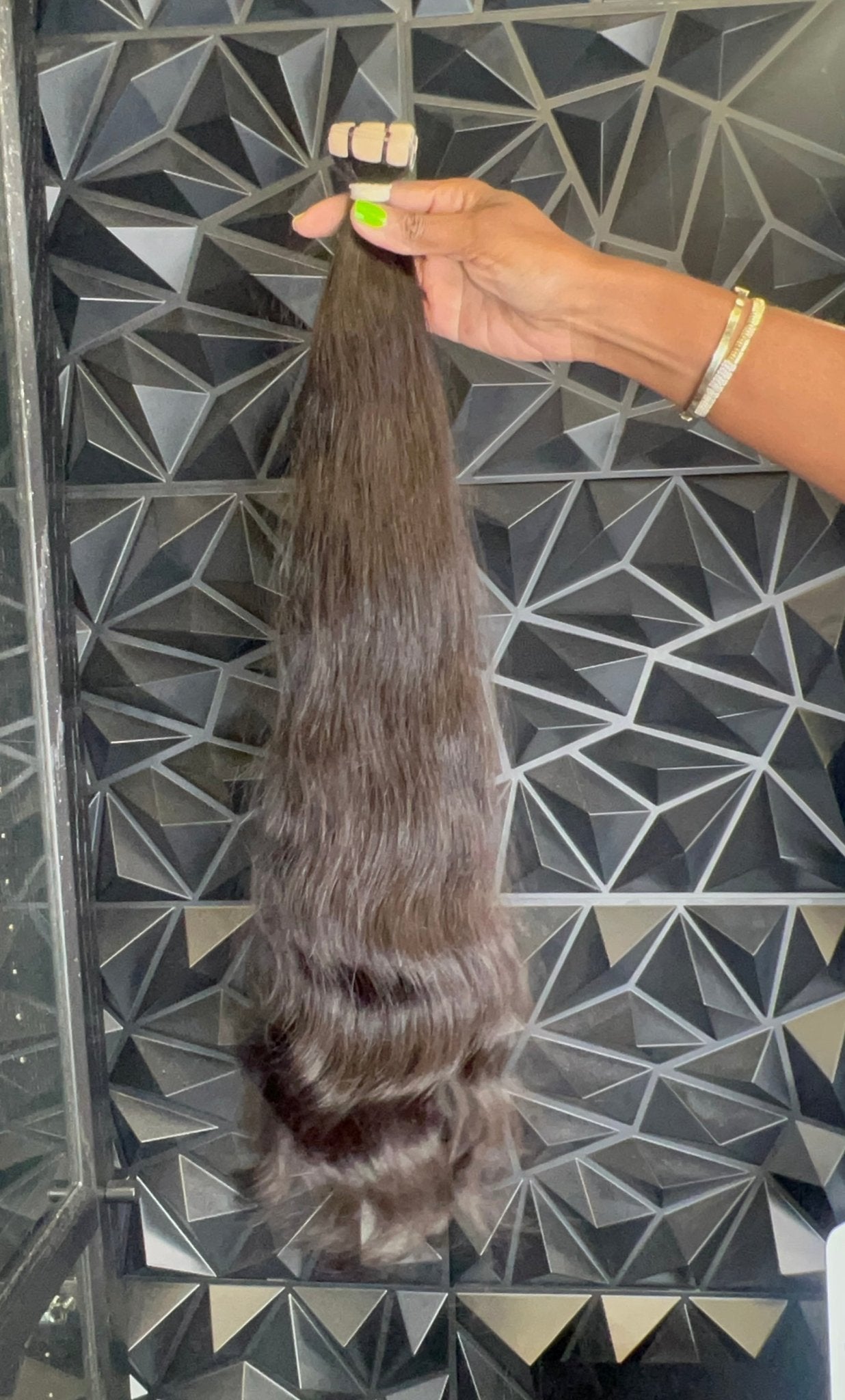 24 - Inch Natural Off Black Wavy Human Hair Tape Extensions – Seamless & Premium Quality - Gigi Joyce's Hair Studio
