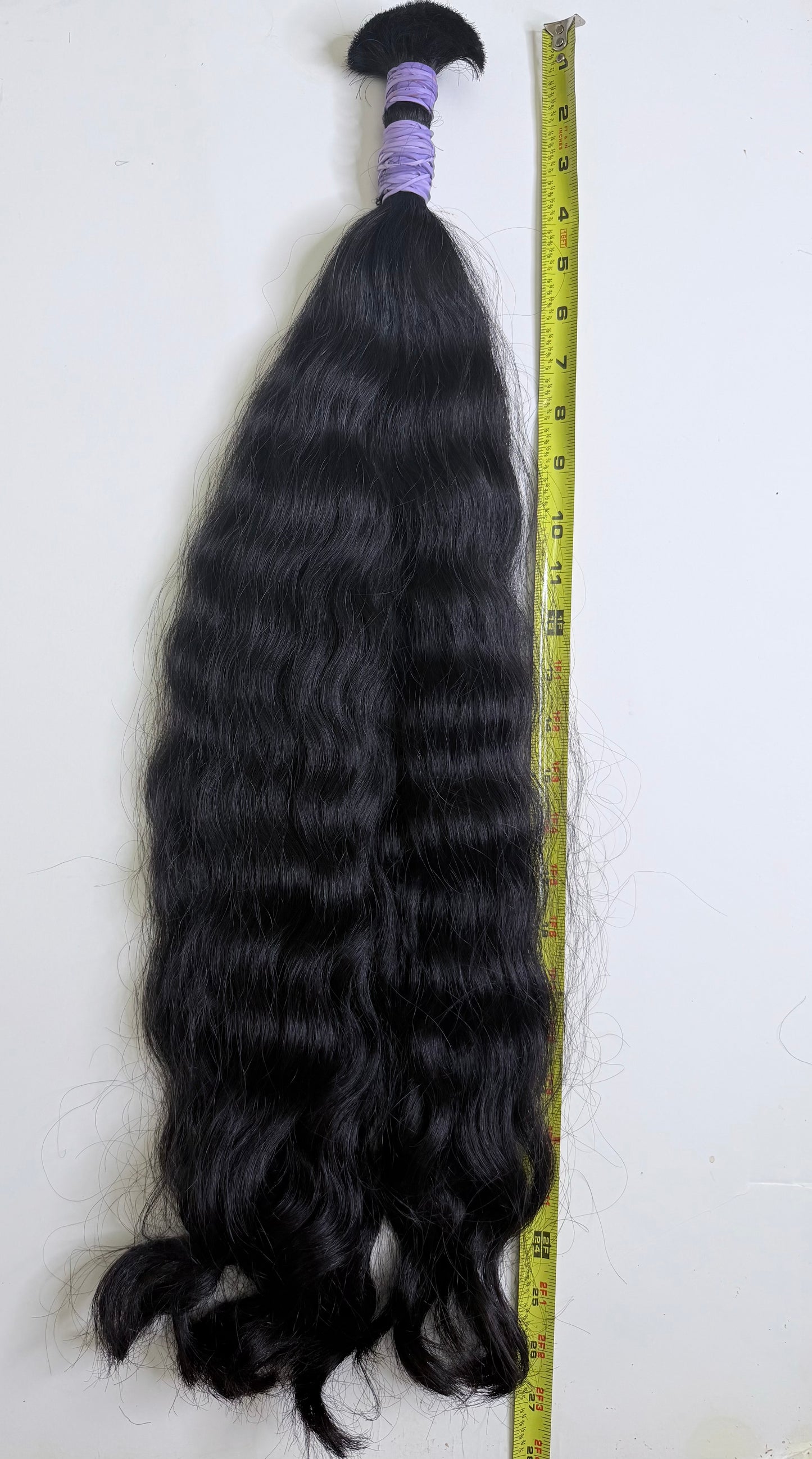 237g Premium 28" Natural Off Black Wavy Human Hair Extensions