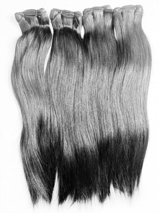 18’ Premium Straight Weft Human Hair Extensions – Jet Black (95-100g Bundle)